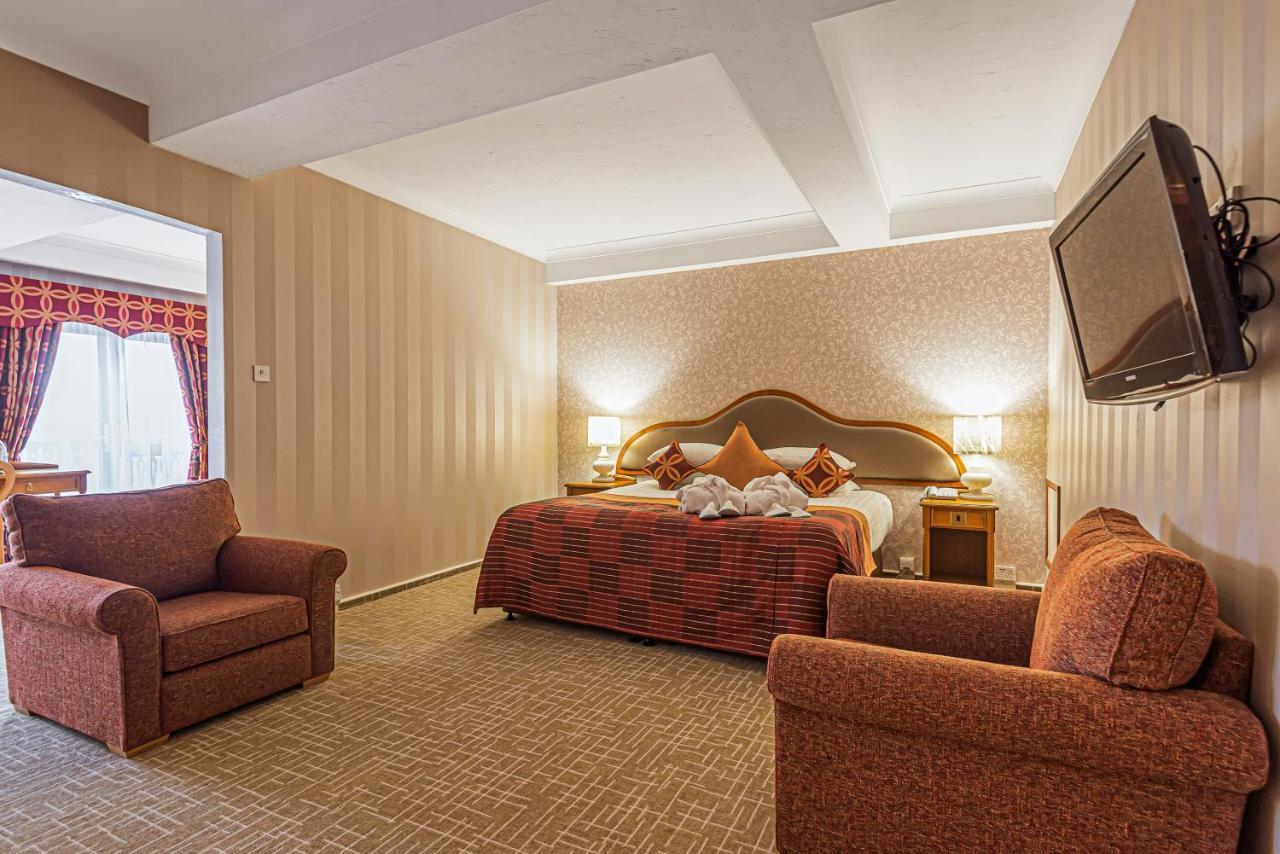 Coppid Beech Hotel Bracknell Exterior foto