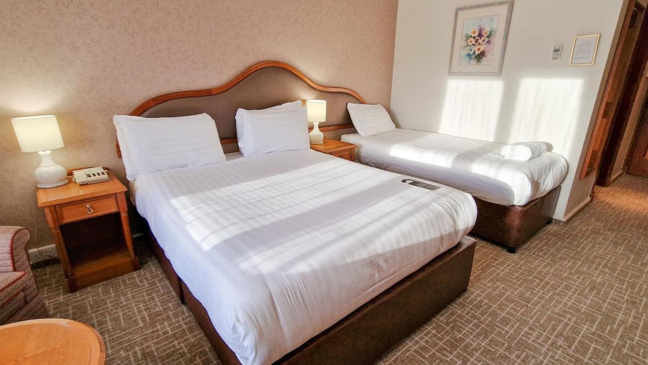 Coppid Beech Hotel Bracknell Exterior foto