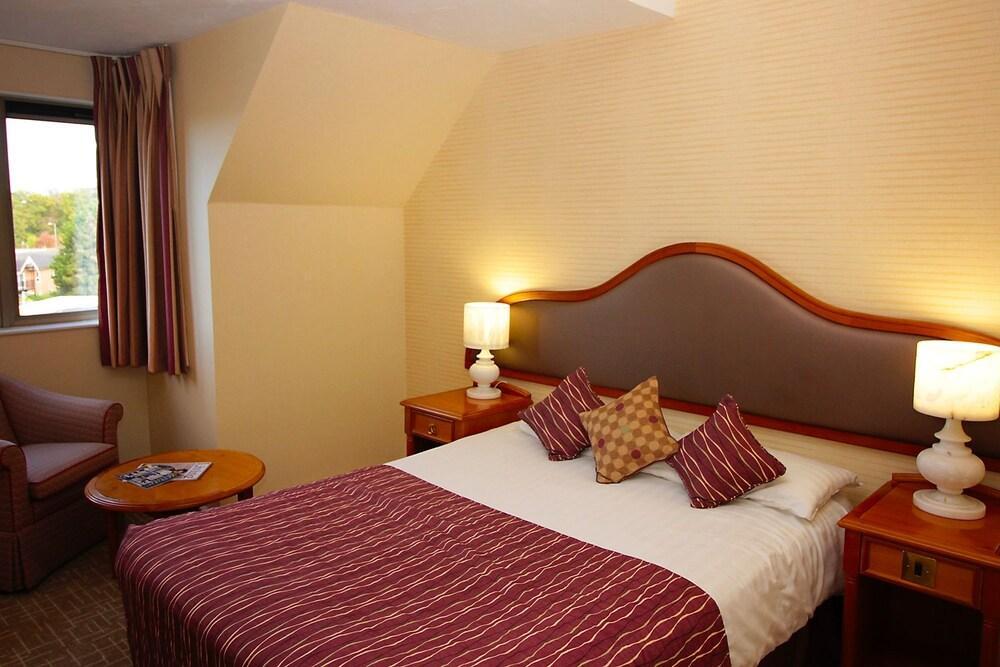 Coppid Beech Hotel Bracknell Exterior foto